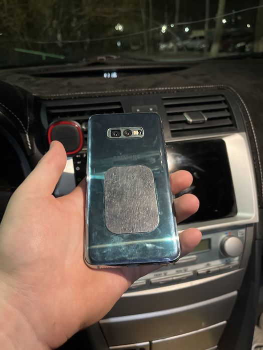 Продается Samsung s10 128 гб