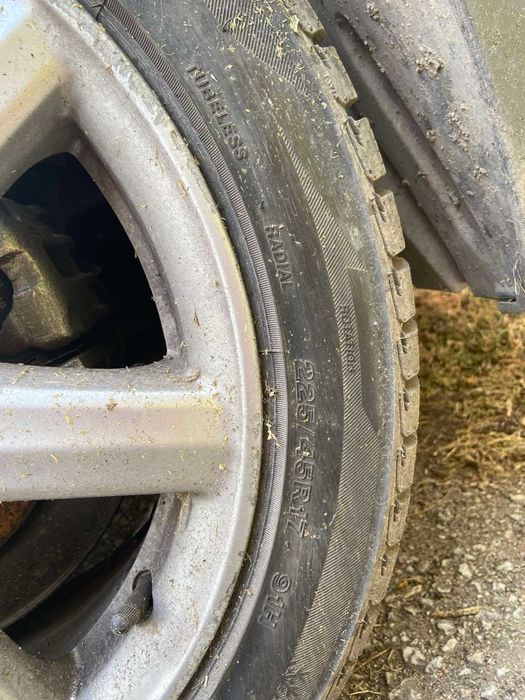 Гуми 225/45/17 (Летни Dayton и Зимни Dayton) + Стоманени джанти 17" 5х114.3 за Nissan/Honda