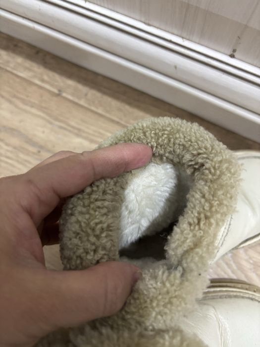 Отдам даром сапоги детские