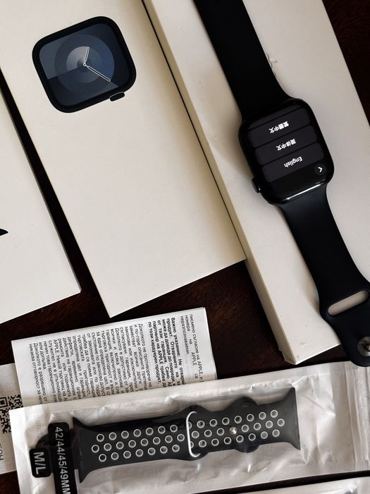 Apple iWatch S9 45 mm с оригинална каишка