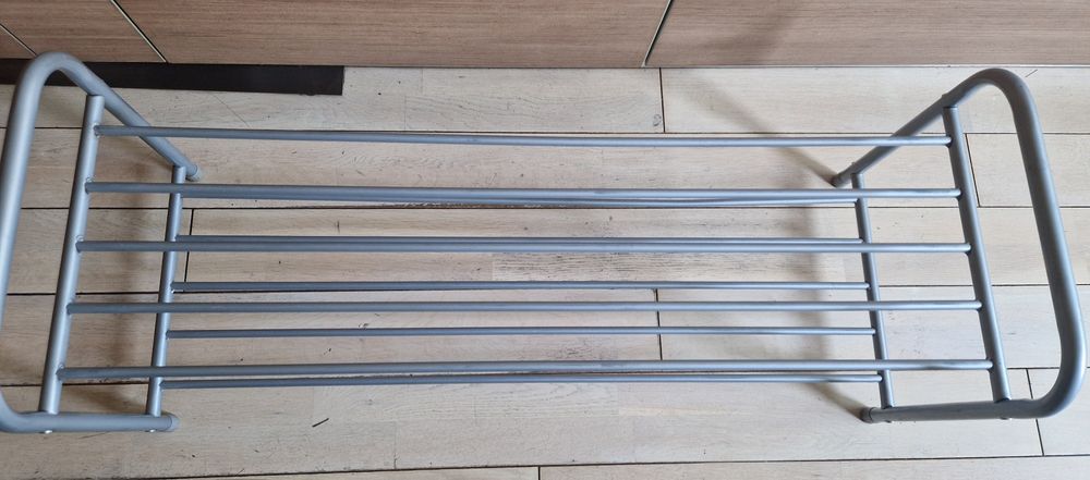 Намалявам Поставка за обувки