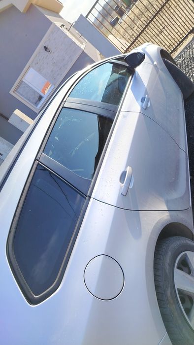 Opel Astra j Sports Turer 2012