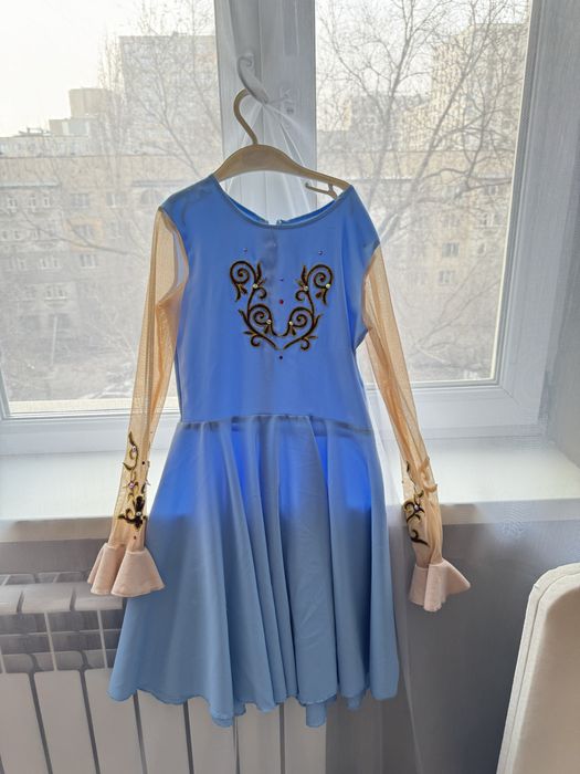 Казахское национальное платье со штанами и головным убором на девочку