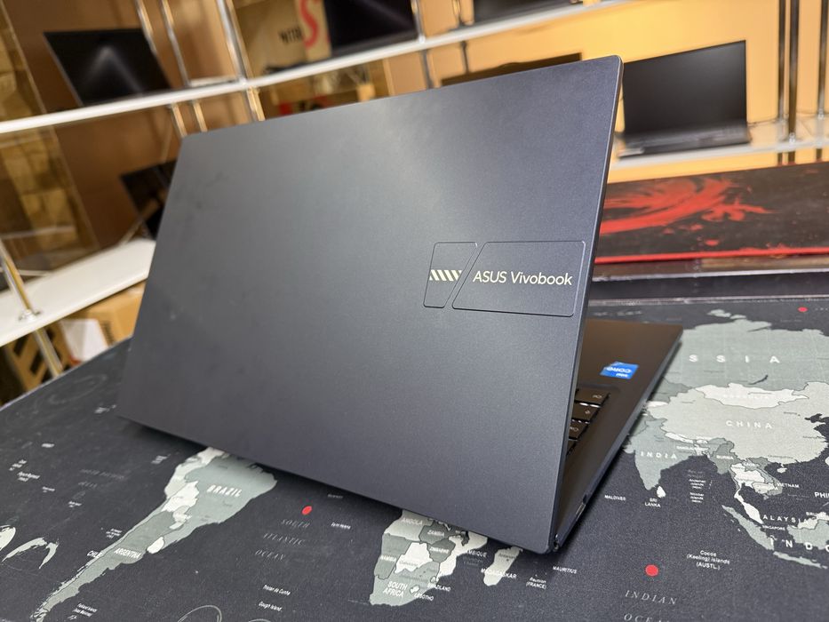 Asus Vivobook 15 - Core i3-1215U/8Gb/512Gb