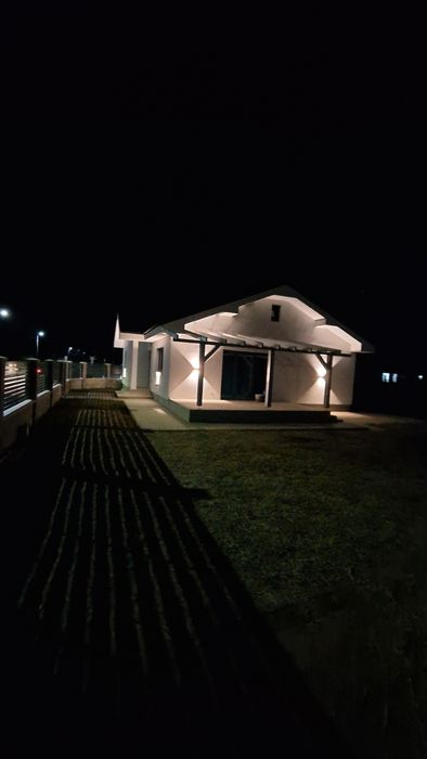 Vând casa in Bodrogul nou