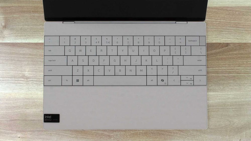ULTRA Dell XPS 13 9340 ! Model deosebit! Intel Core ULTRA7-155 / 64GB DDR5 / 1TB SSD Nvme / 13.5inch 1920 x 1200 / Touchbar!