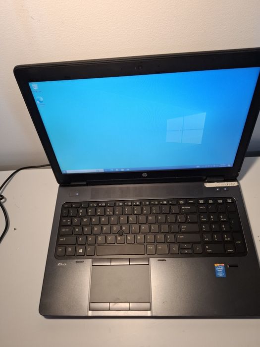 Laptop Z book Hp workstation , i7, 16 g ram