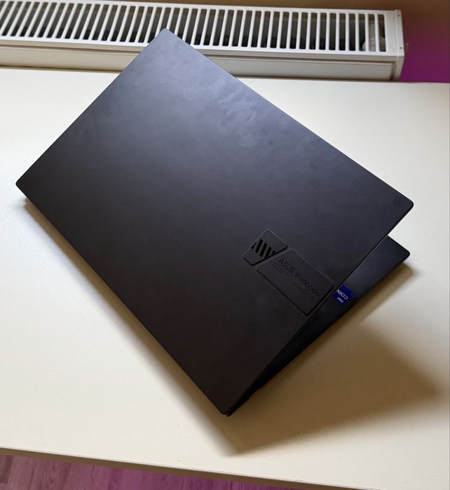 Asus vivobook i9 rtx3050 16 gb RAM