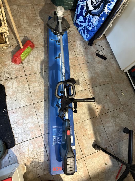 Coasa electrica Bosch Professional GFR 18V-23