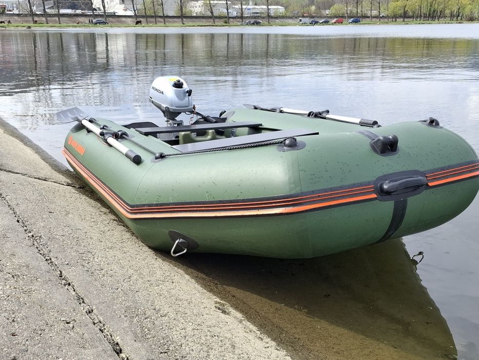 Barca gonflabila Kolibri + motor barca Honda /cizma scurta 2.3 CP 4T