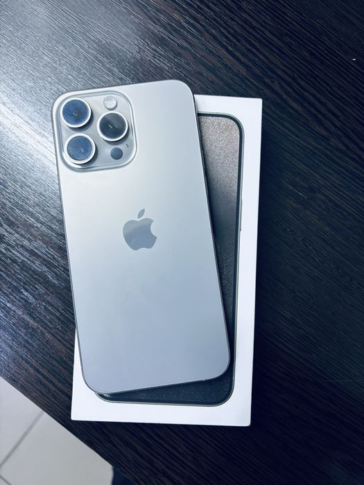 Смартфон айфон 15 про макс  256