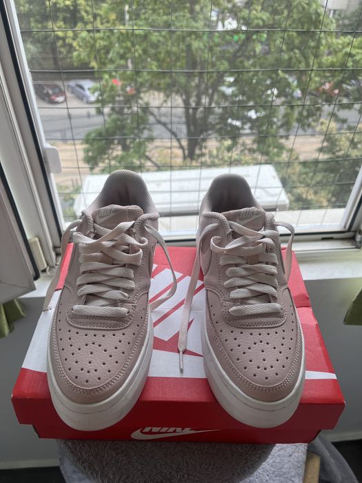 Adidasi Nike sport Court Vision Alta, 37,5 cm