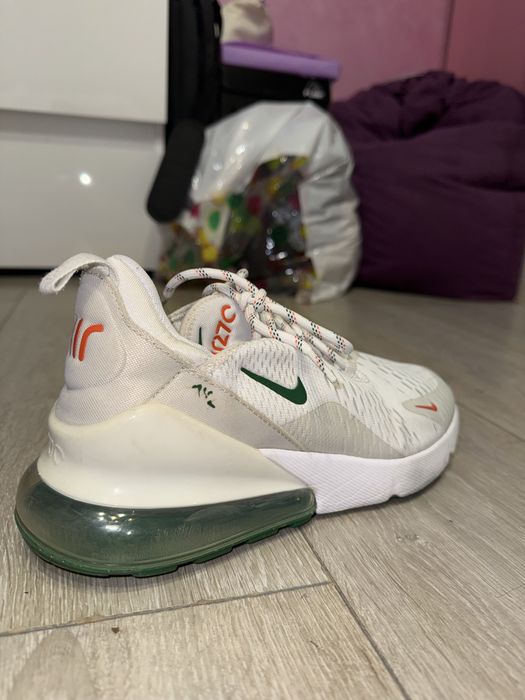 Nike Air Max 270