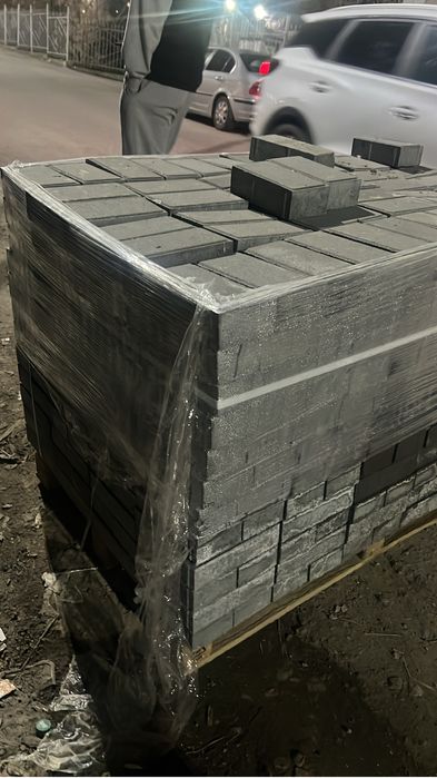 Брусчатка 40квм.   20х10х6