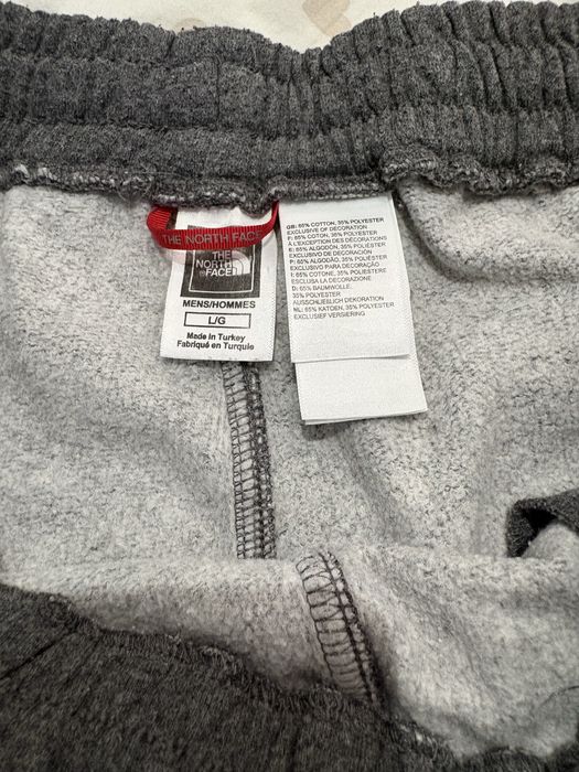 Pantaloni trening The North Face gri L - stare foarte buna