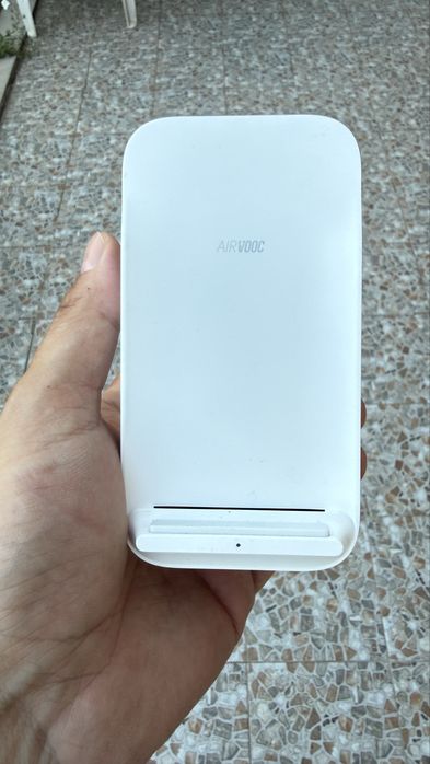 OPPO AIRVOOC 50W бързо безжично зарядно OAWV04