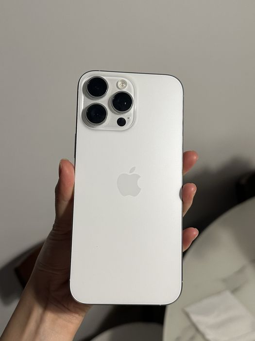 Iphone 16 pro max белый
