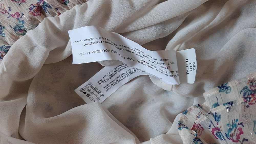 Rochie  Zara marimea XS,noua cu eticheta.