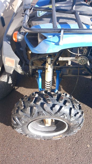 ATV 250 cc- 4x2wD -utilizat