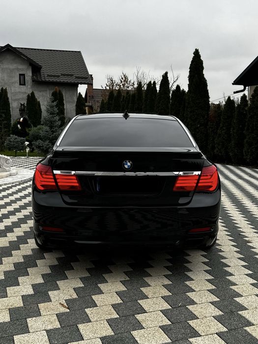 Dezmembrez bmw f02 730d n57 - 2010