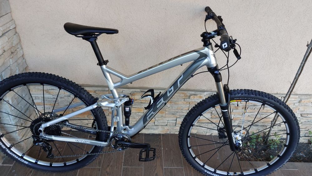 Bicicleta Felt 29er