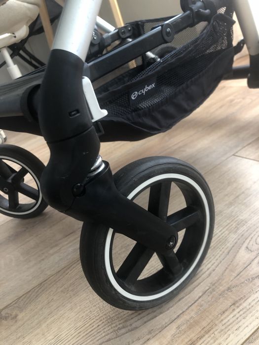 Количка Cybex Eezy S Twist +2
