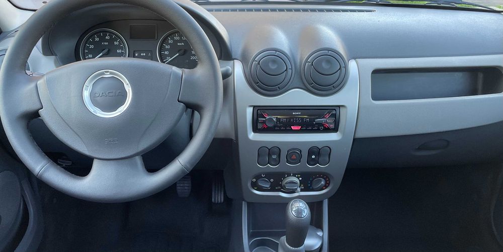 Logan ca si NOU !  2010 Km 62.300