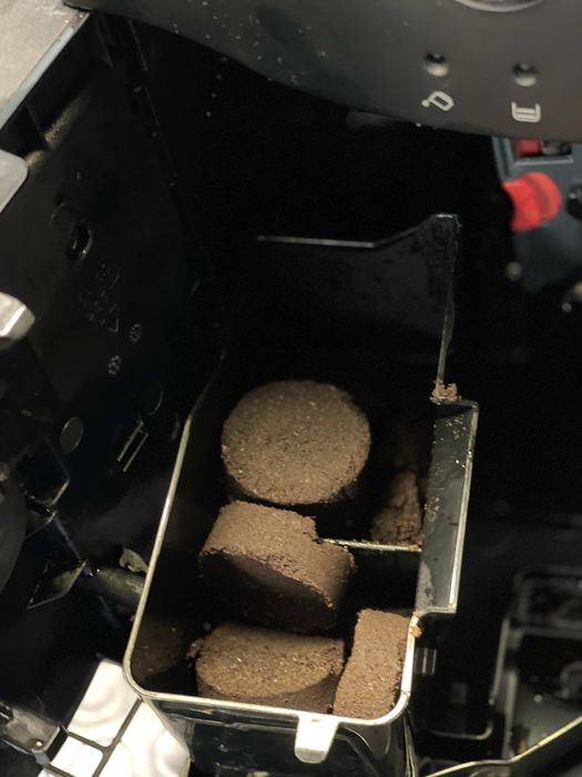 DeLonghi Magnifica ESAM4000.B - Кафеавтомати | Кафемашини