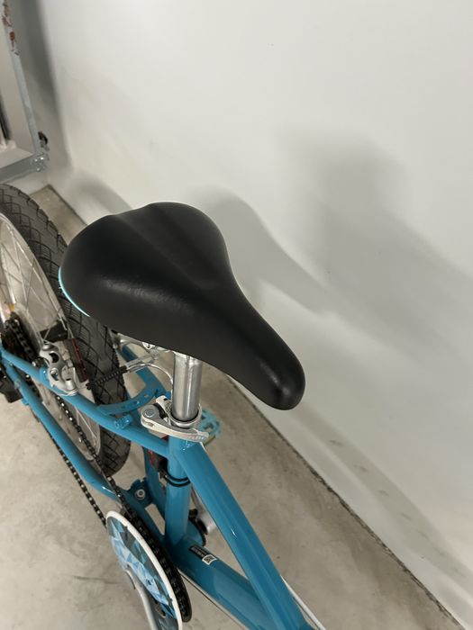 Продавам детски велосипед