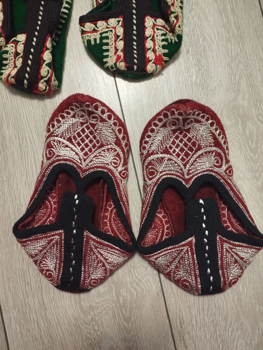 Вълнени родопски терлици