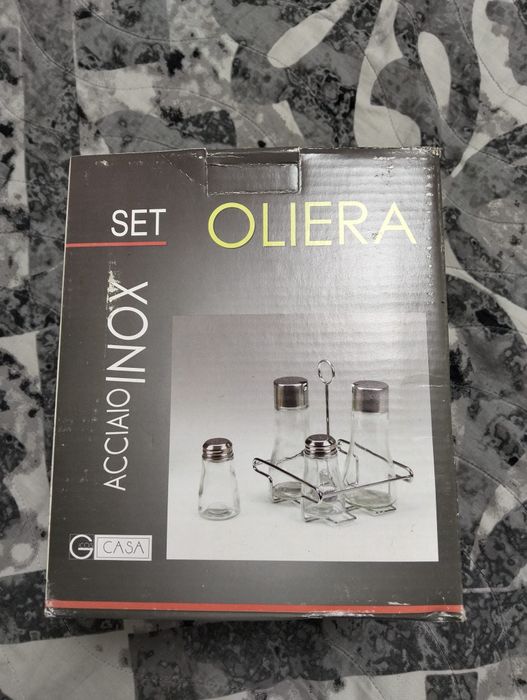 Vând Olivera Condimente