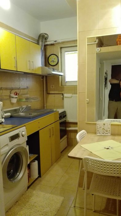 Cismigiu, inchiriez 2 camere (proprietar)