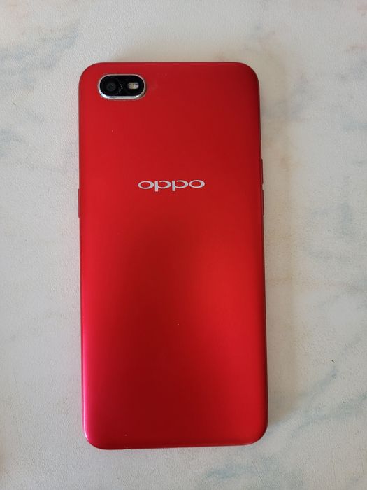 Телефон Oppo Ak1