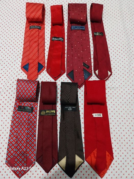 cravate în stare foarte buna