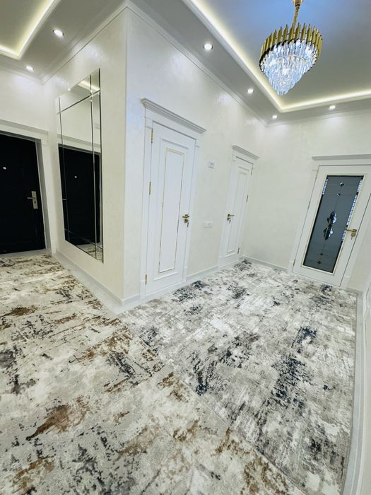 Продаётся 4 ком. квартира ул. Фирдавсий от собственника