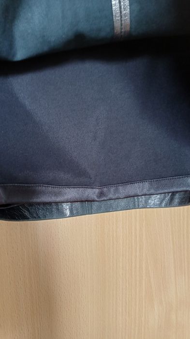 Сива пола естествена кожа  Gestuz нова 38 М