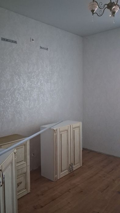 Поклейка обоев от 500 до 600 тг за кв м