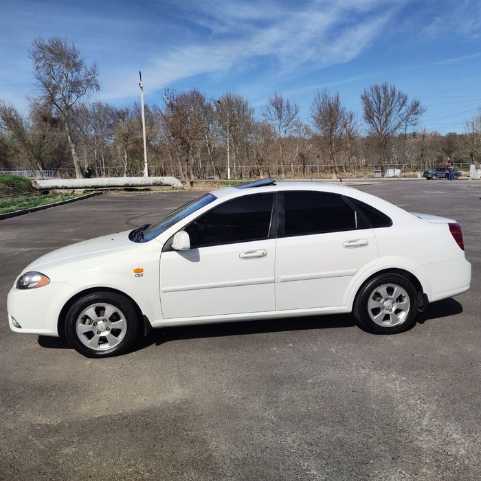 Жентра 3.  2015й. 12800