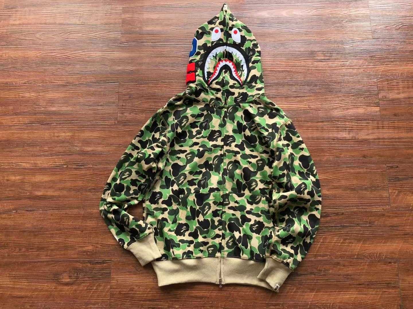 Hanorac Bape Hoodie verde Bucuresti Sectorul 5 OLX.ro