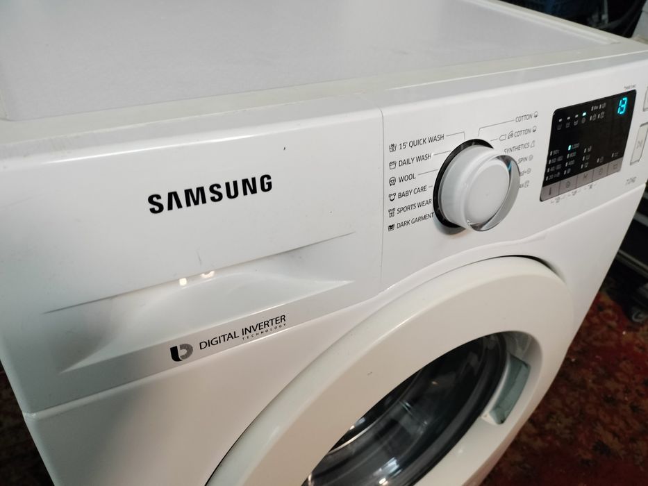 Mașină de spălat Samsung slim