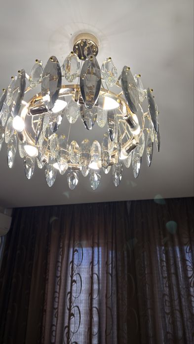 Люстры хрустальные