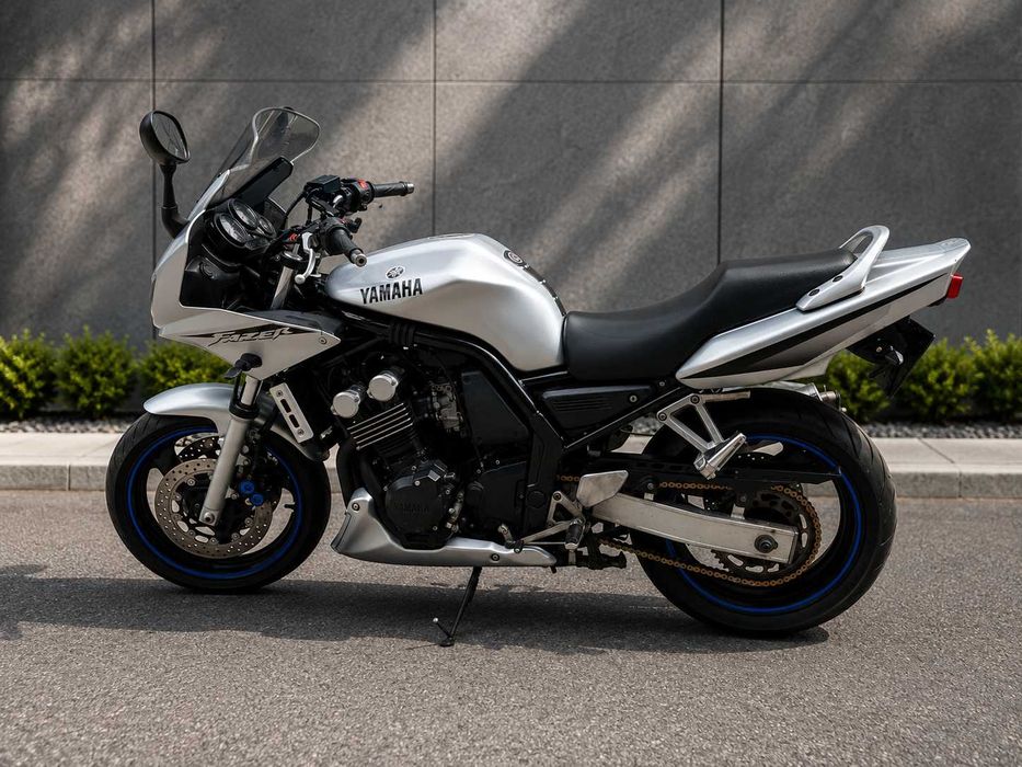Yamaha Fazer 600