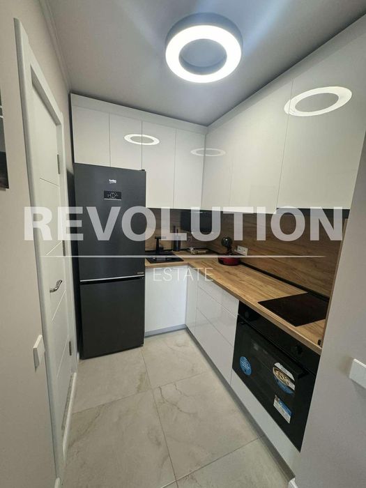 Двустаен апартамент  в гр.Варна, м-т Ален мак!