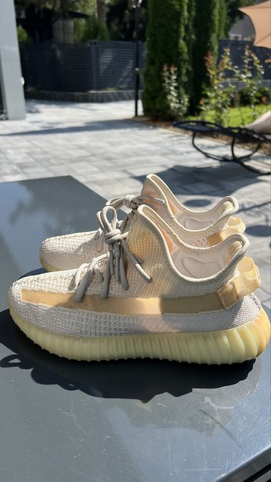Yeezy  Boost 350 V2  By Adidas - ORIGINAL 43 Номер