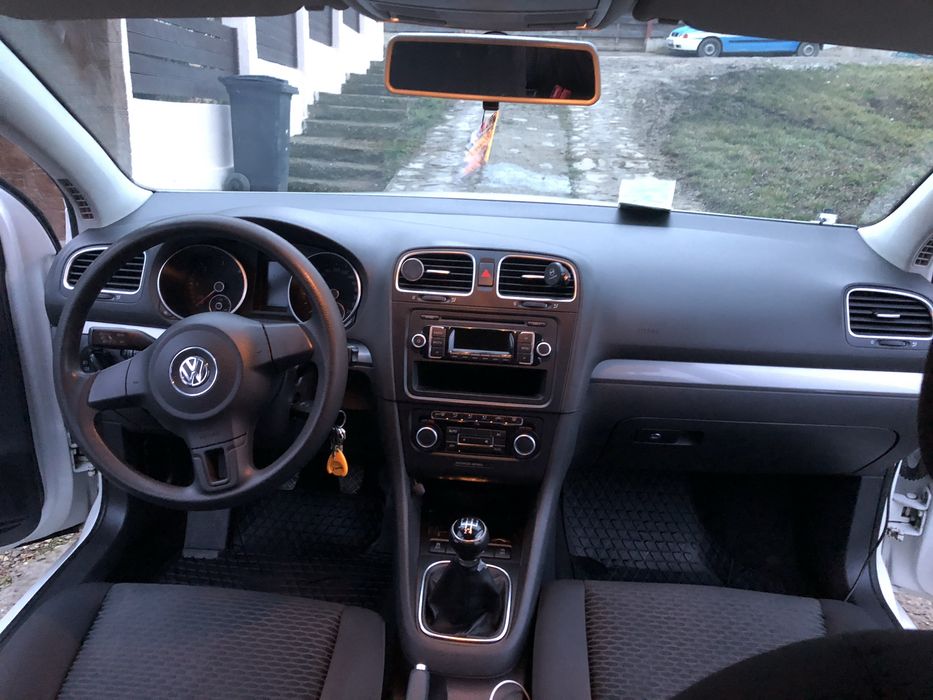 VOLKSWAGEN Golf 2012 — imagine 3