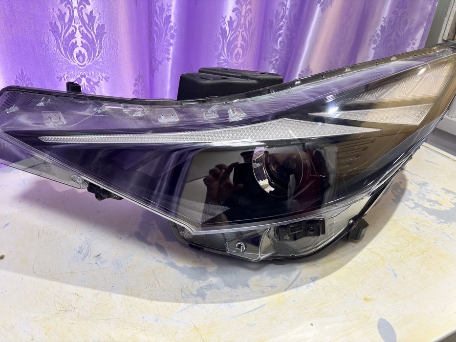 Продам фару elantra 2022