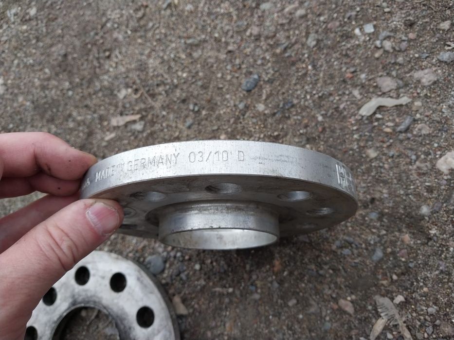 Проставки на Мерседес 221.