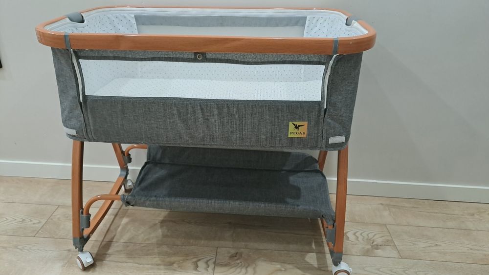 Продам манеж кровать