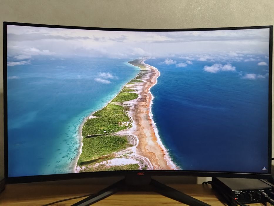 Монитор HKC SG32GC