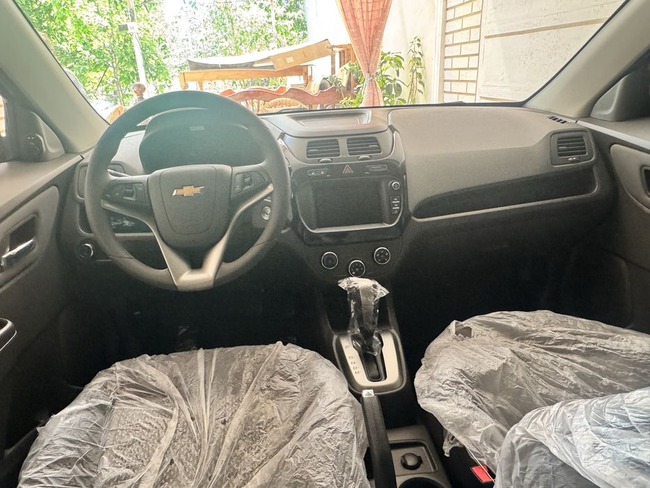 Chevrolet Cobalt 2026 — 5